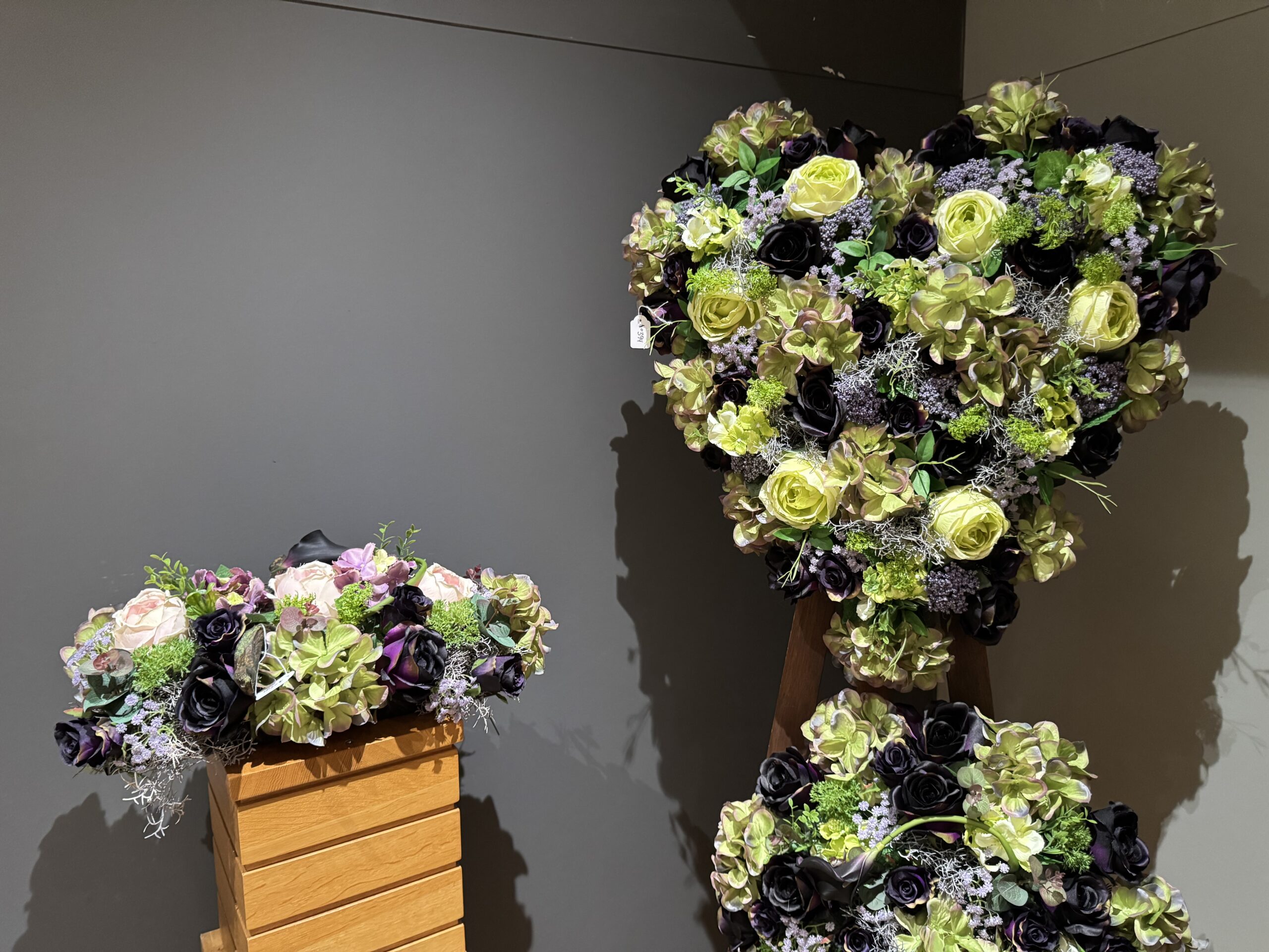 Salon d'accueil rénové au crématorium de Robermont à Liège